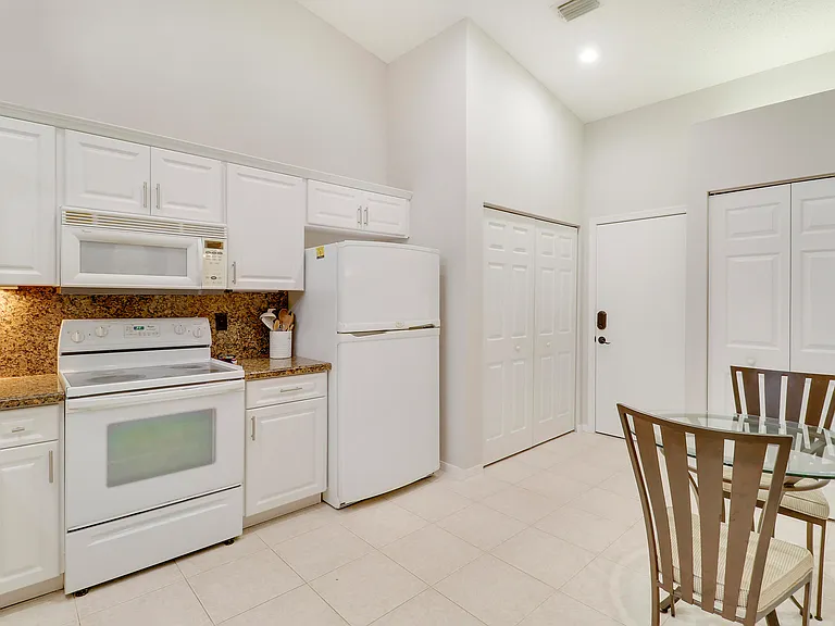 8063 Dolomtian Way — Photo 10