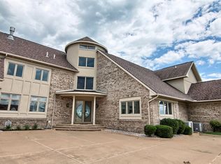 50000 Taylor St, New Baltimore, MI 48047