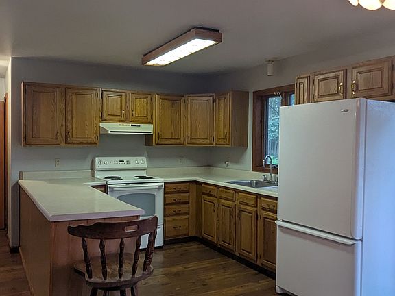 2nd image of 2173 Onondaga Way