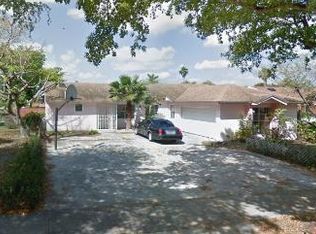 19432 NW 62nd Ct, Hialeah, FL 33015