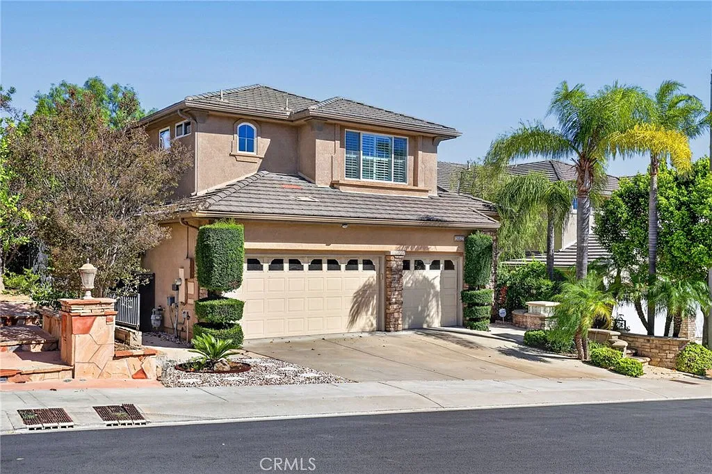 4 bed, 2879 sqft, $6,500 — Photo 3