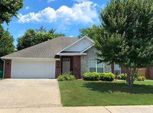 3499 Serviceberry Ln, Springdale, AR 72764
