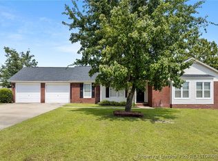 843 Zapata Ln, Fayetteville, NC 28314