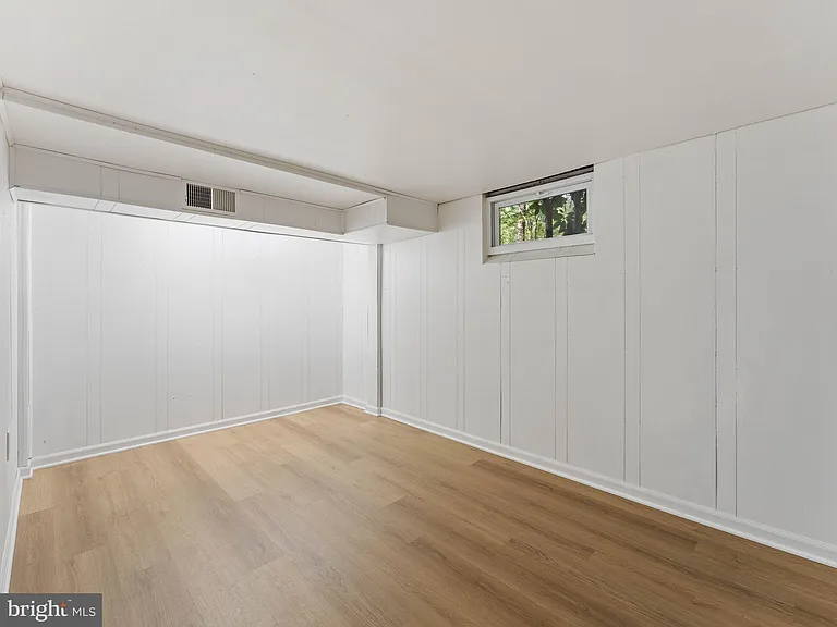 1 Bronwood Dr — Photo 35