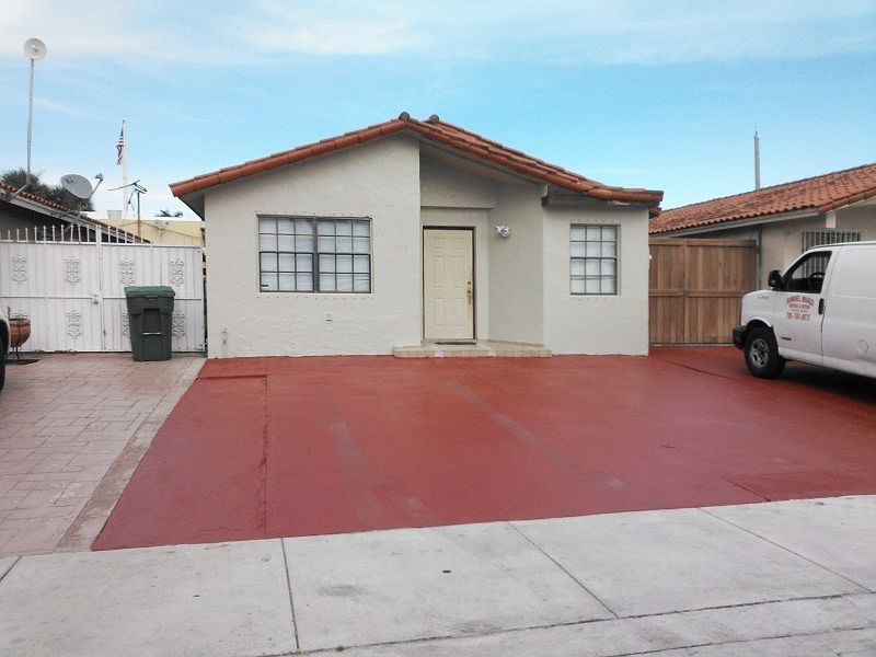 1st image of 11249 NW 88th Ave