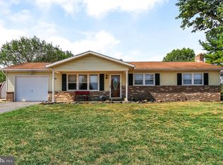 3510 Village Rd, Dover, PA 17315