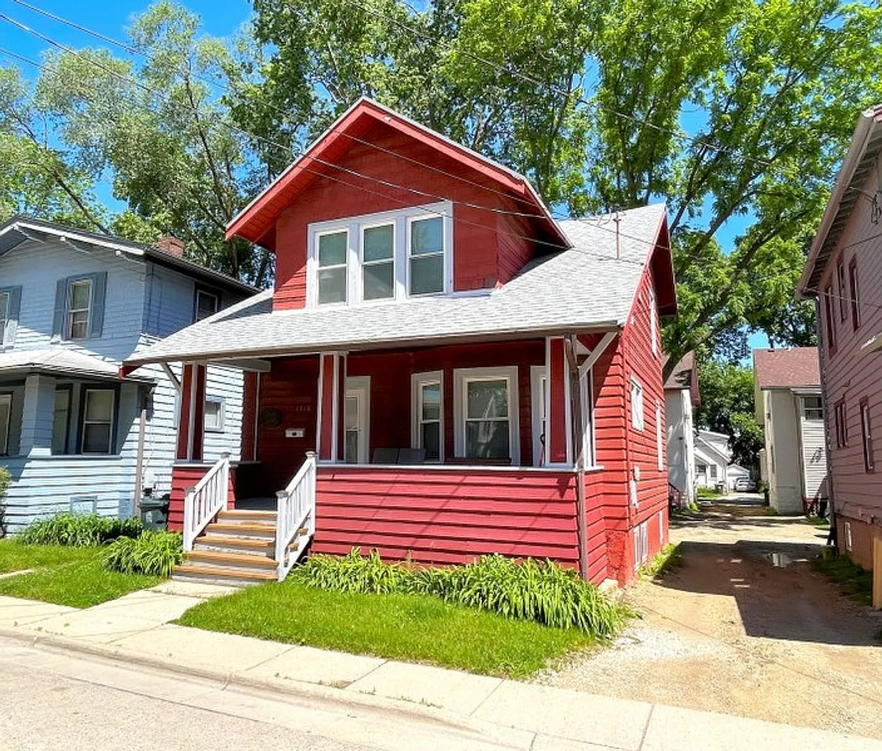 1318 St. James Ct. — Photo 1