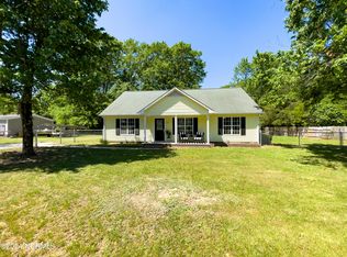 291 Creekside Dr, Hookerton, NC 28538