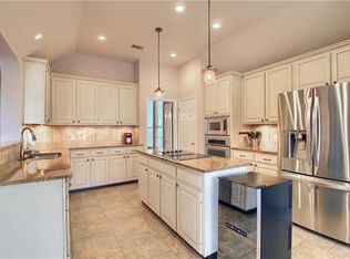 3209 Avenal Dr, Austin, TX 78738