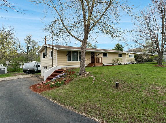 2nd image of 1960 Naomi Dr