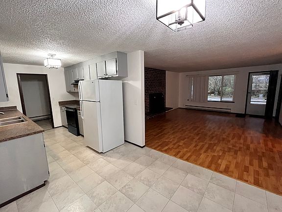 3rd image of 8708 145th St NW #A