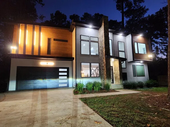 2963 Orion Dr, Decatur, GA 30033