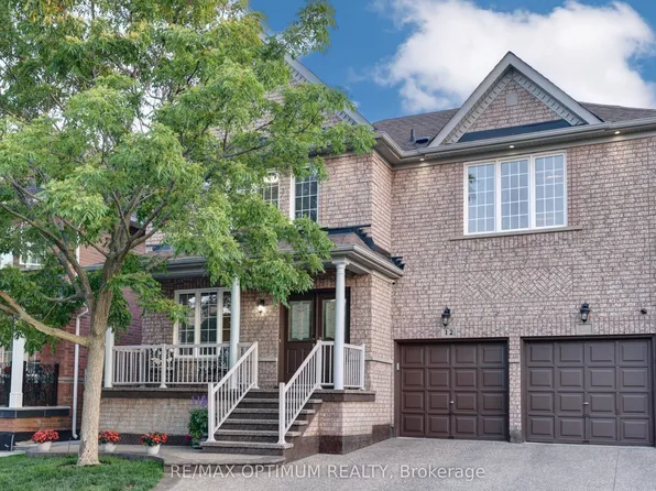 12 Humbolt Cres, Brampton, ON L7A 3G7