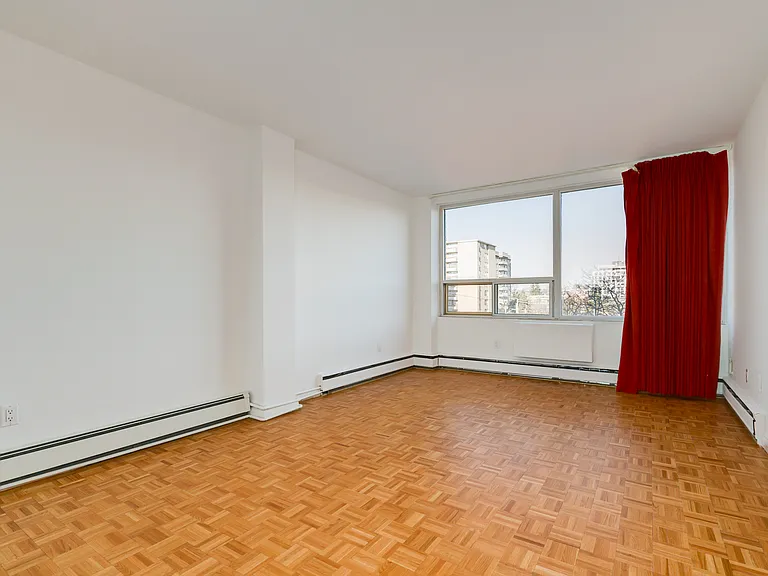 650 Briar Hill Ave — Photo 27