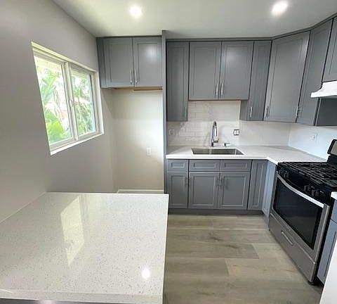 2nd image of 40 Bennett Ave #6