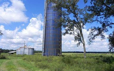 2nd image of 339 SW Tanner Gln