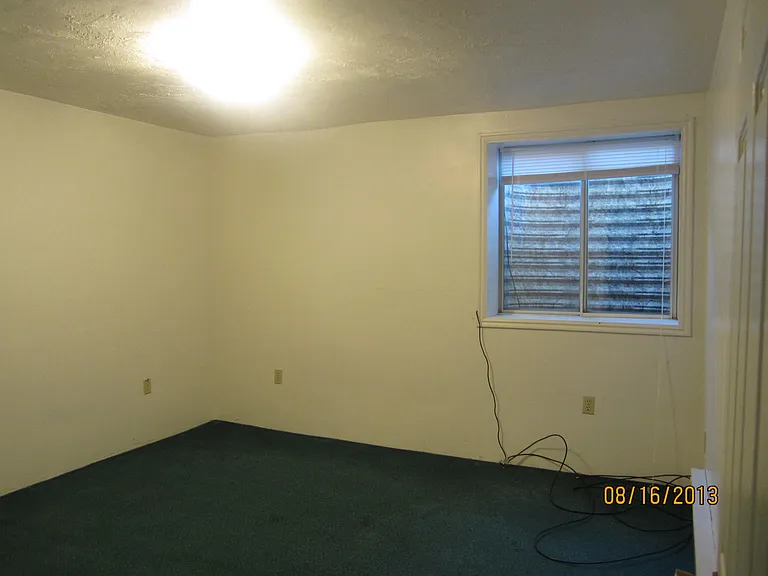 310 6th St #2 — Photo 5