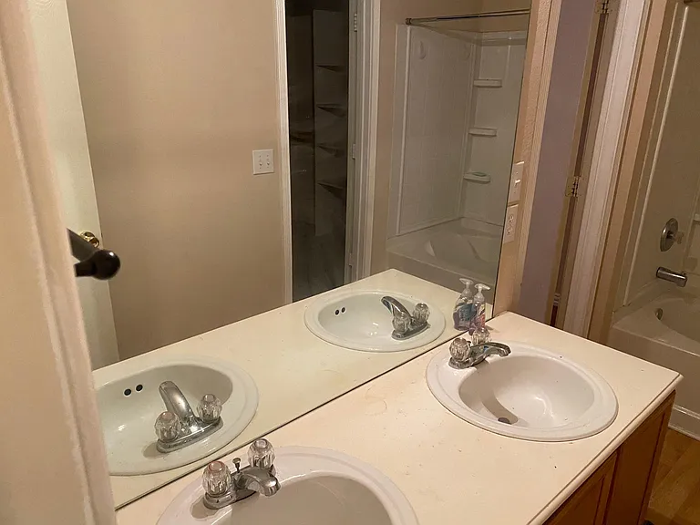8905 King Ranch Dr — Photo 13