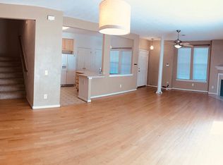 124 Ellis Dr, Yorktown, VA 23692