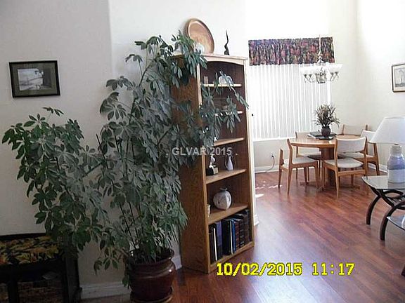 4th image of 1716 Royal Canyon Dr
