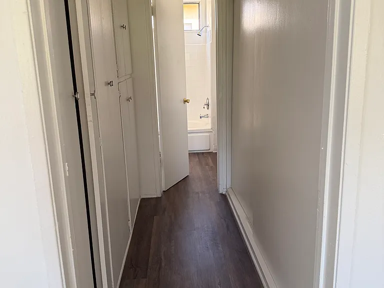 SEP-BUR APARTMENTS — Photo 16