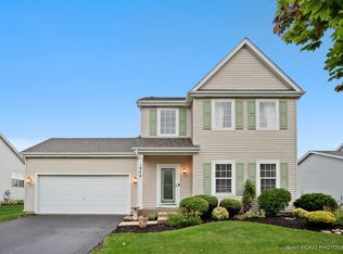1840 Fescue Dr, Aurora, IL 60504