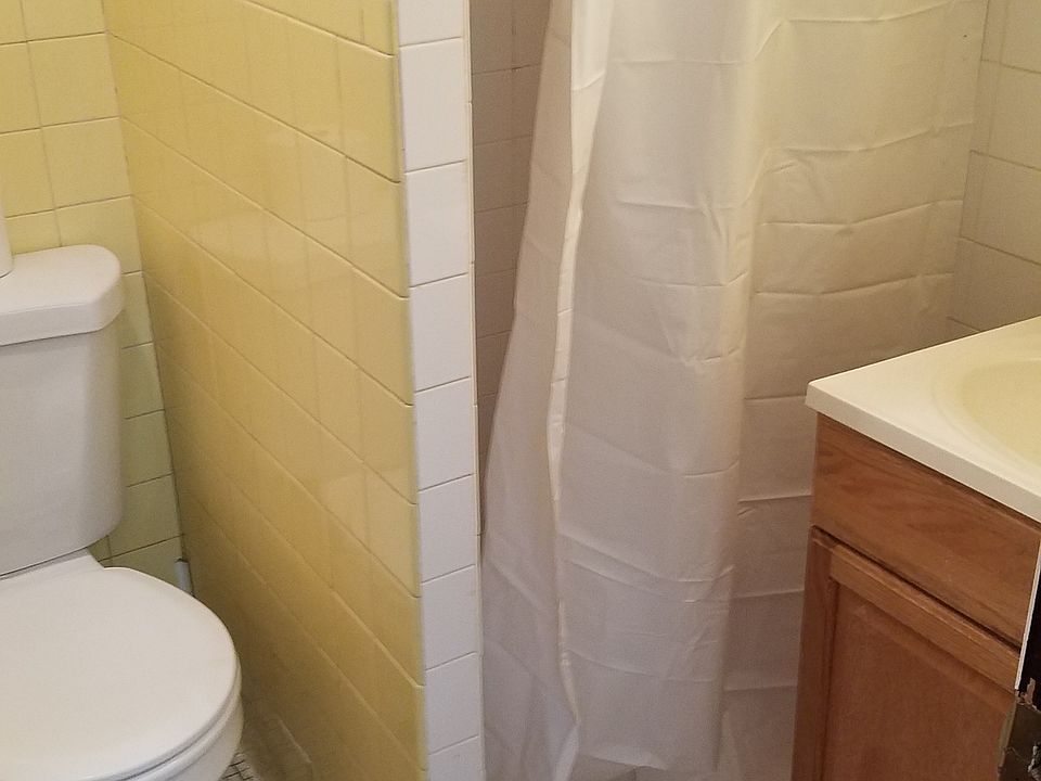 2nd image of 1012 Vincent Ave #1