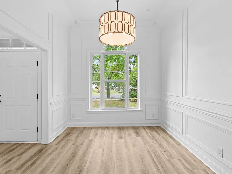36021 Brampton Dr — Photo 13