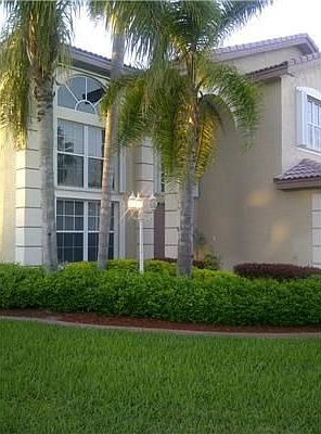 3rd image of 17385 SW 31st Ct