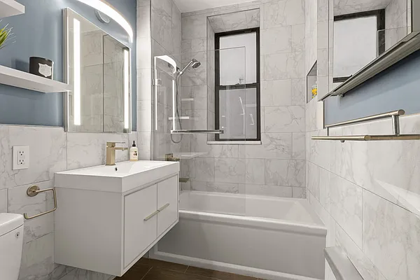 Sold by Compass | media 34