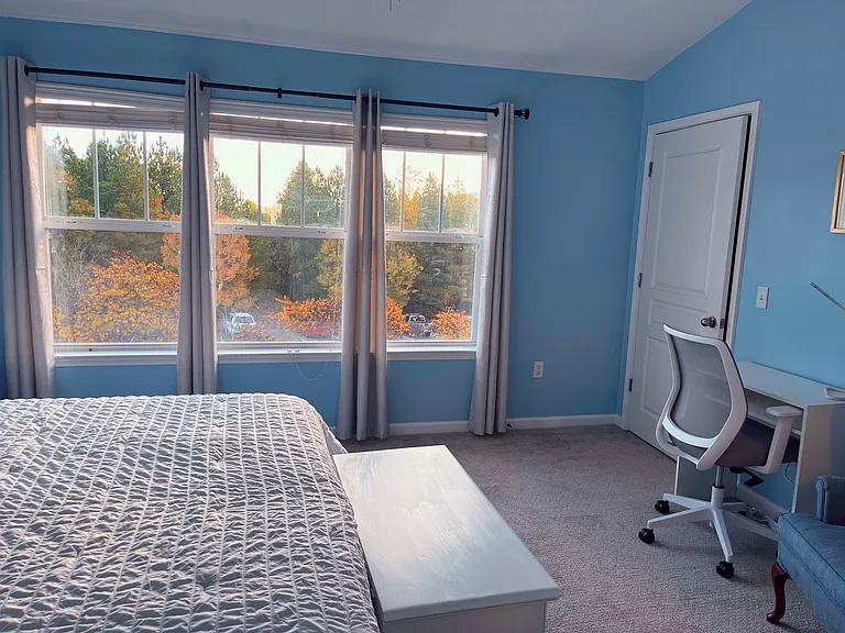 1625 Elmwood Ct #202 — Photo 4