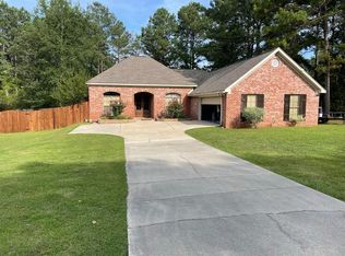 40 E Adam Dr, Sumrall, MS 39482