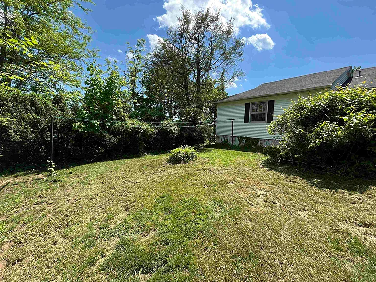 226 Orchard Ln — Photo 34