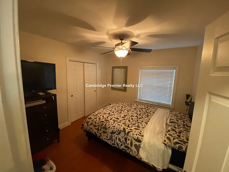 305 Cardinal Medeiros Ave #1 — Photo 7