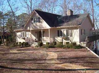1061 Cory Cir, Greensboro, GA 30642