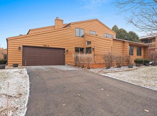 921 E Windfield Pl APT A, Appleton, WI 54911