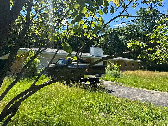 3rd image of 12290 Perry Rd