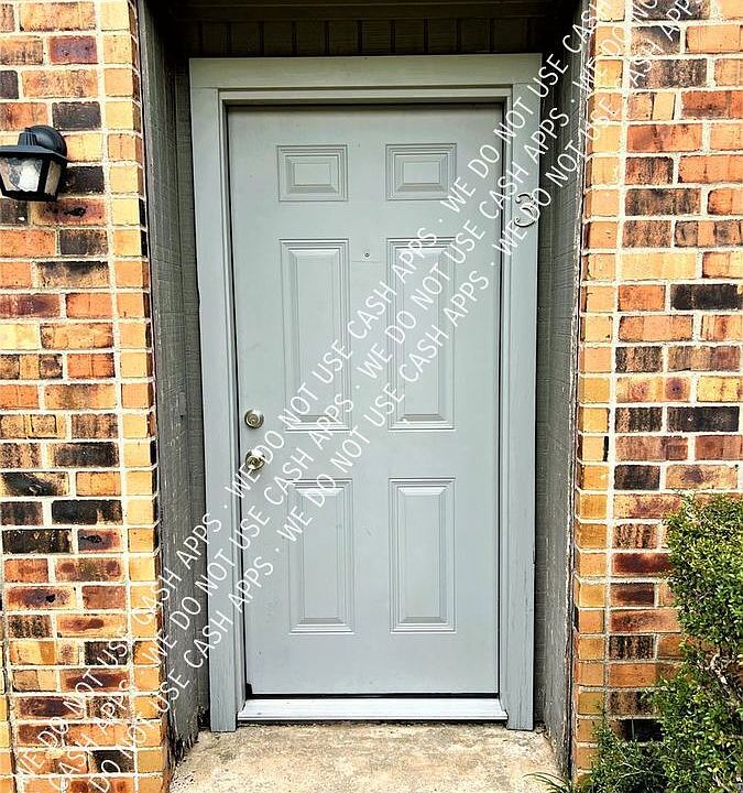 1st image of 85 E Caldwood Dr APT 3