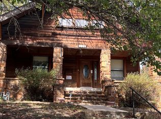 223 E 11th St, Pawhuska, OK 74056