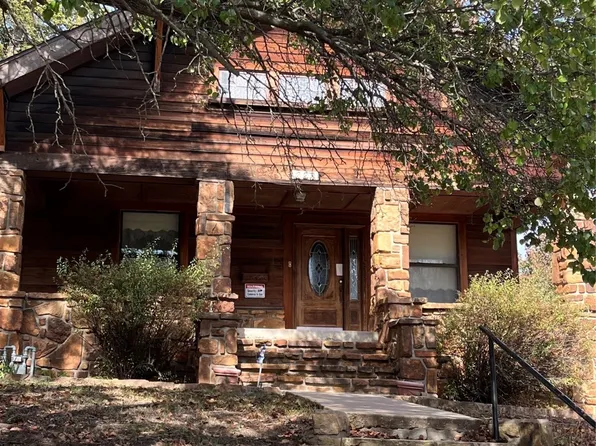223 E 11th St, Pawhuska, OK 74056