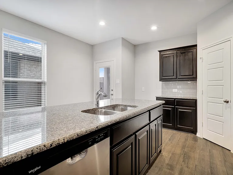 1905 Winecup Dr — Photo 12