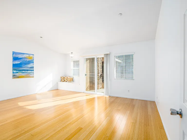 11547 Magnolia Ave #1102 — Photo 10