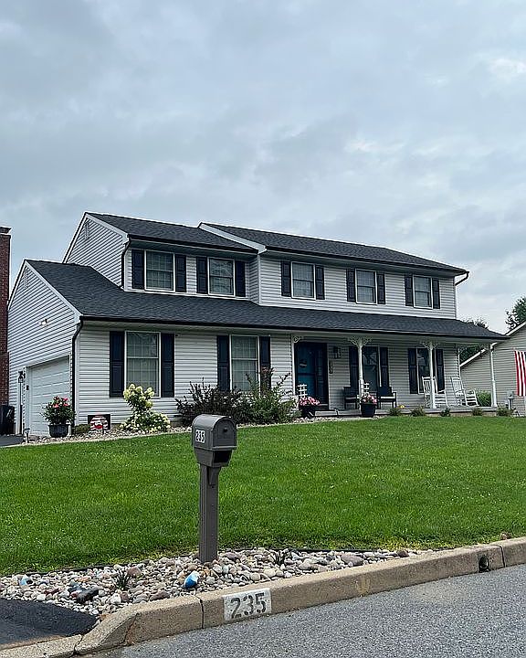 1st image of 235 Venetian Dr