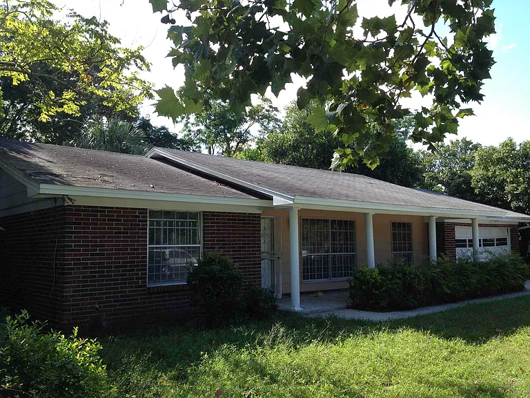 3850 University Club Blvd — Photo 7