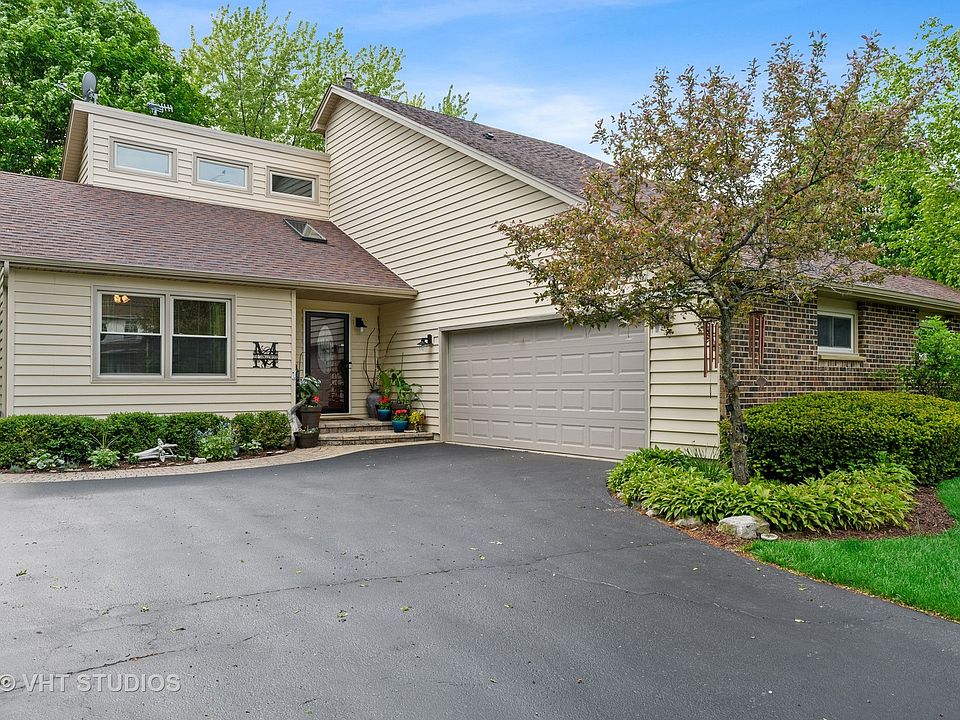 1st image of 350 Tanglewood Dr