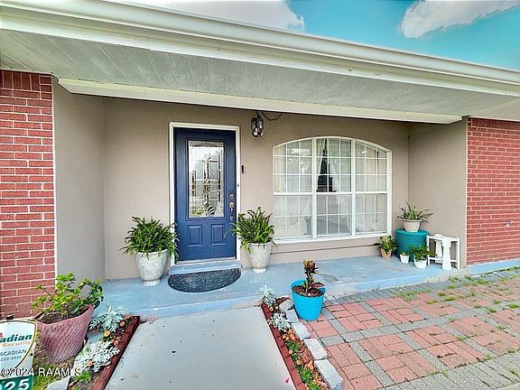 4th image of 1025 Palm St