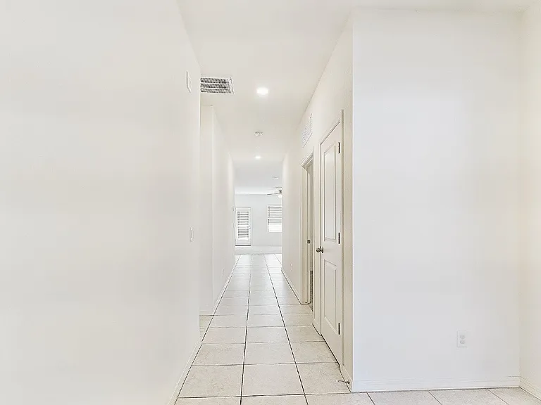 35269 W Santa Clara Ave — Photo 4
