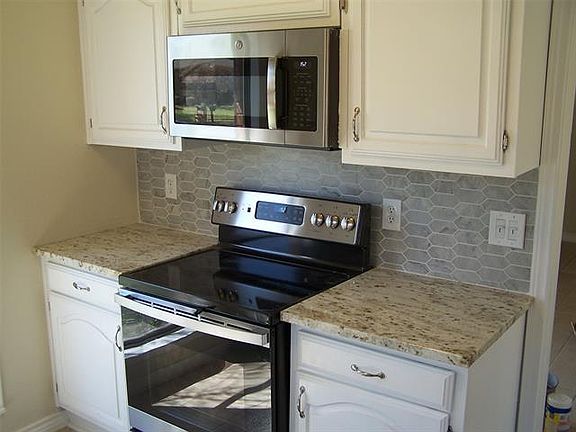 5th image of 2925 Esquire Ln