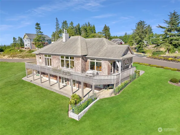 3013 Lighthouse Keepers Road, Ilwaco, WA 98624