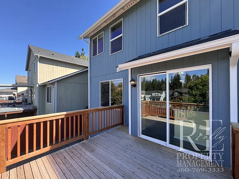 2994 NE Loyola St — Photo 14